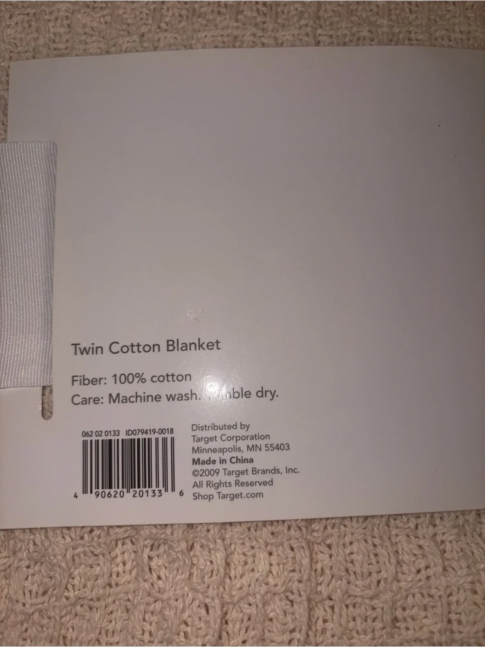 Room Essentials Twin 100% Cotton Blanket in Cream + A GIFT 🎁